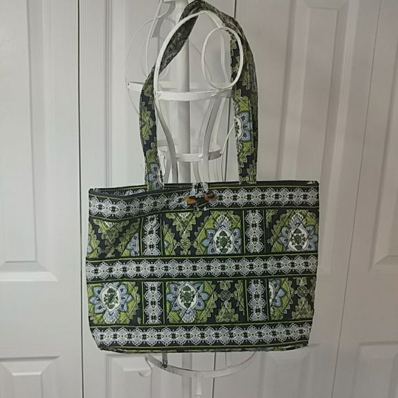 Vera Bradley Handbags - Vera Bradley Cambridge Shoulder Bag